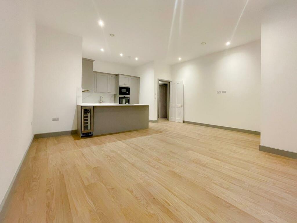 Kitchen-Living (iii).jpg