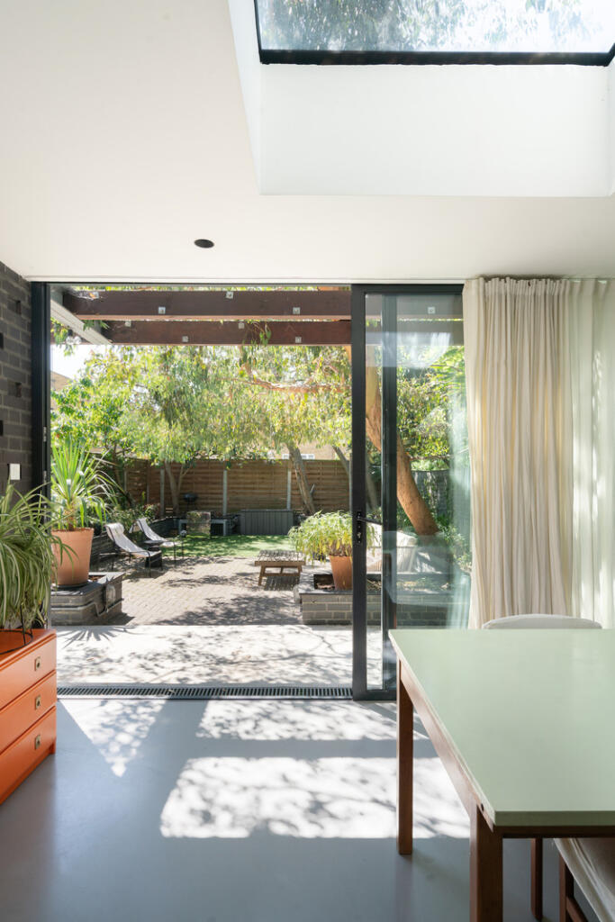 296428 - ALBION-DRIVE-2025-08.jpg