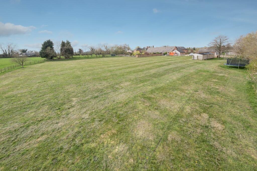 Threshing Barn-017.JPG