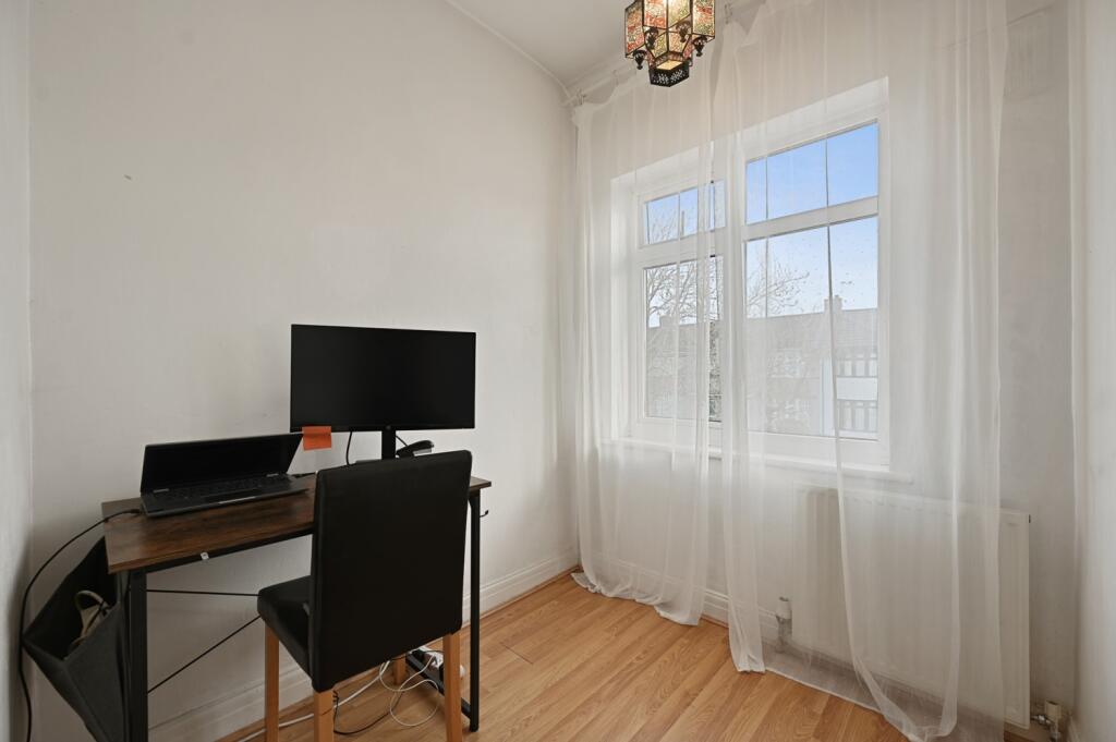 EWEMove - 31 Rutland Road - 30 (1)