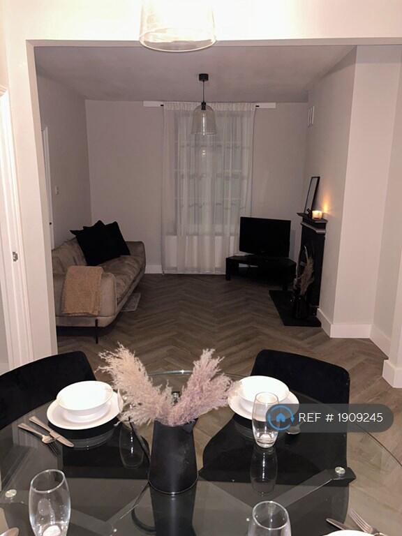 Living/Dining Room