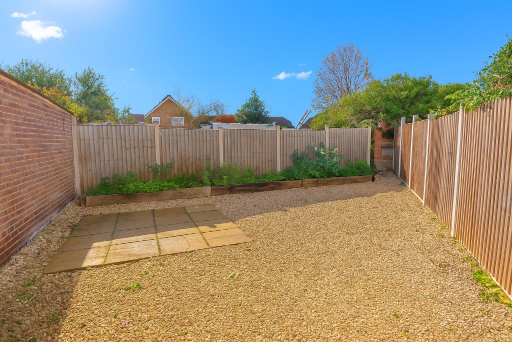 ChatGPT Image Nov 6, 2025, 03_17_58 PM.png