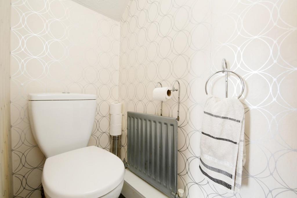 Downstairs Cloakroom