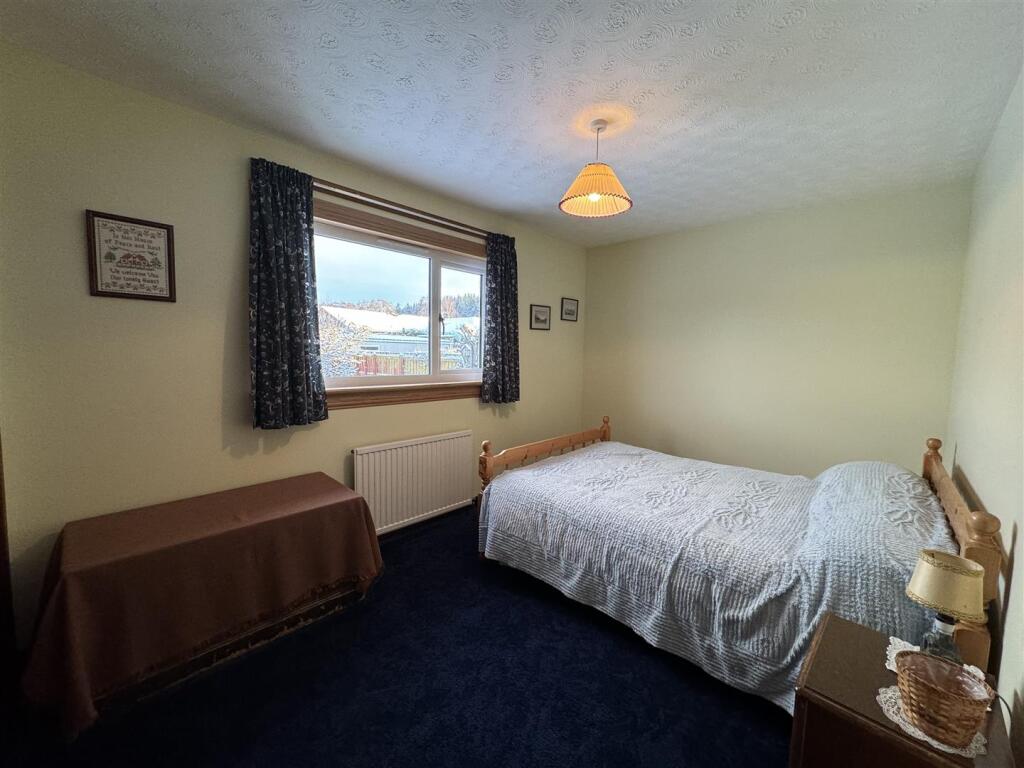 BEDROOM 2.JPG