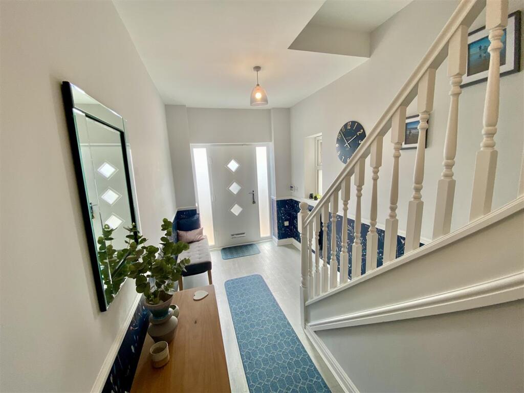Bramleys Estate Agents - Dewsbury - Whitley Road (