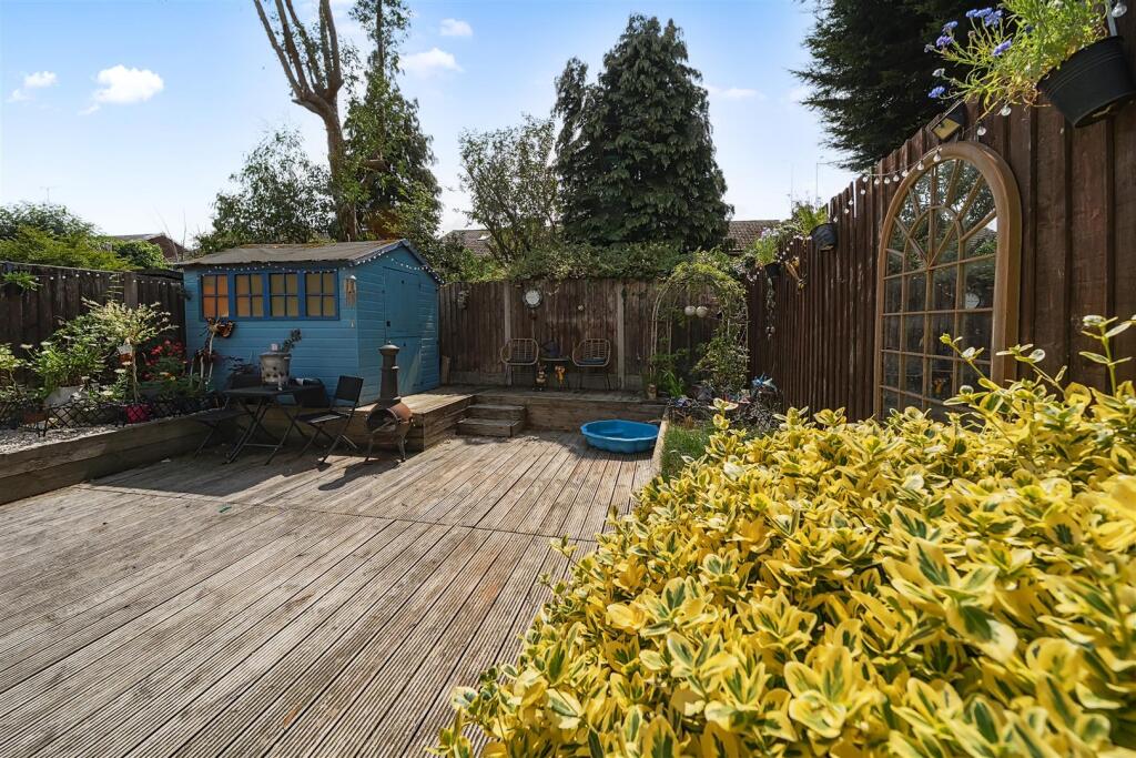 13 Wakeford Close, Nuneaton