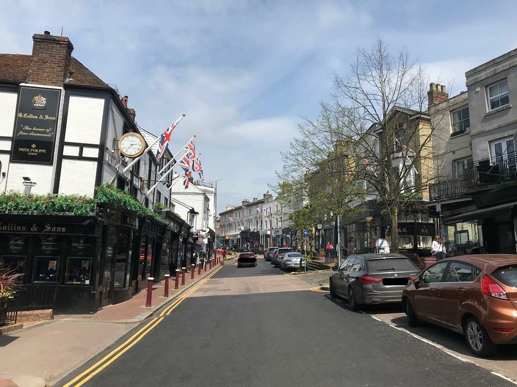 High Street Close By
