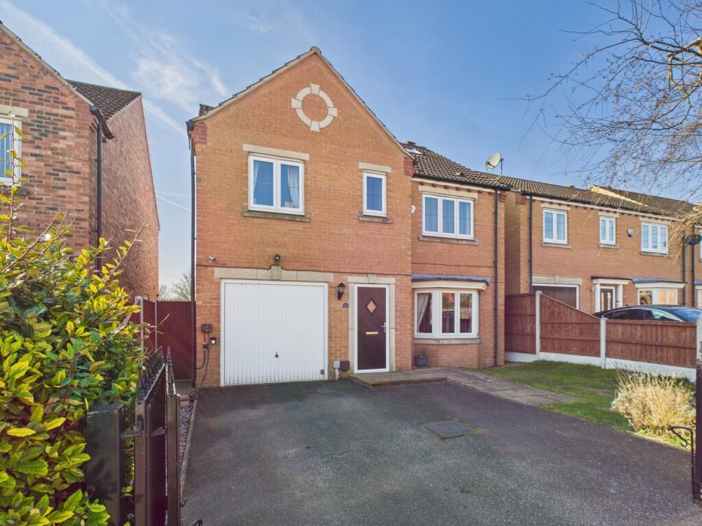 CAM04233G0-PR0017-STILL061