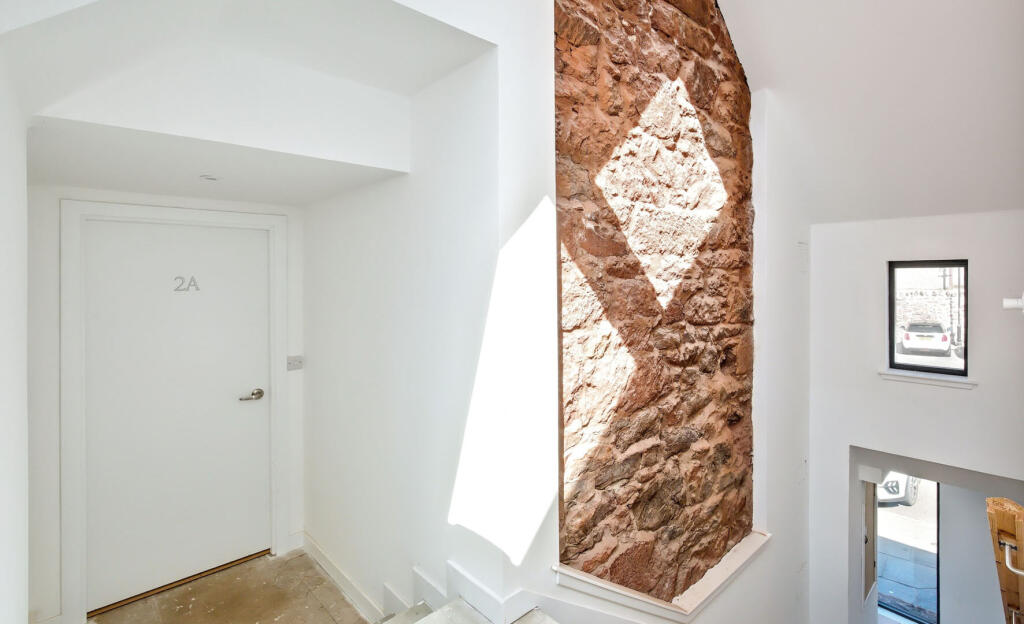 2A Law Road, North Berwick038