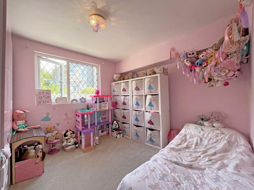 Hollow Hayes 1 - Bed 3.jpg