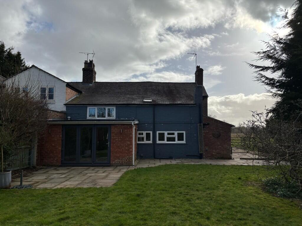 Burton Road, LL12