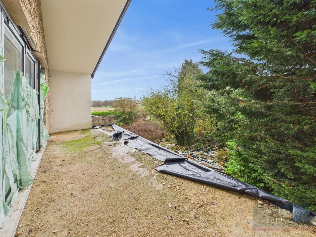 Master Bedroom Balcony