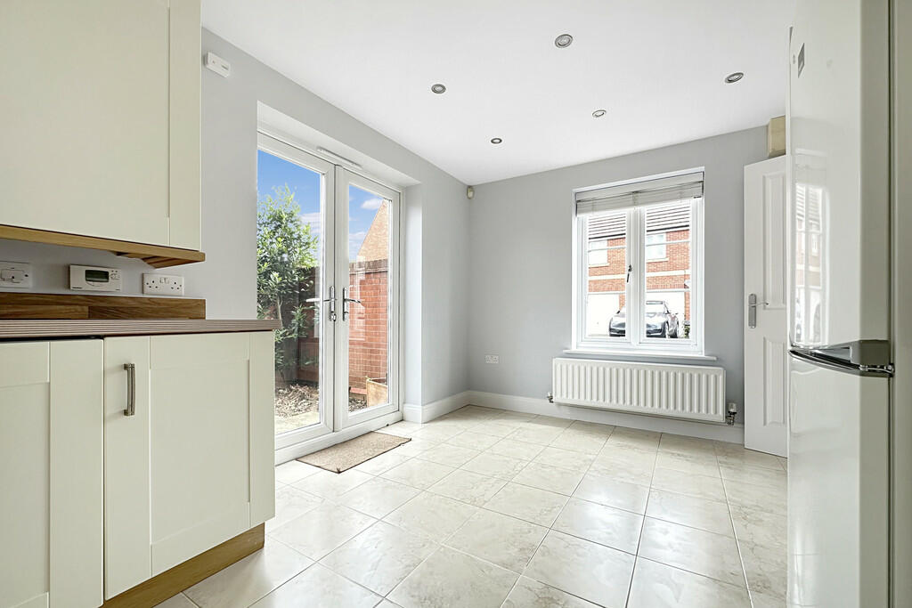 Kitchen/Dining Ro...