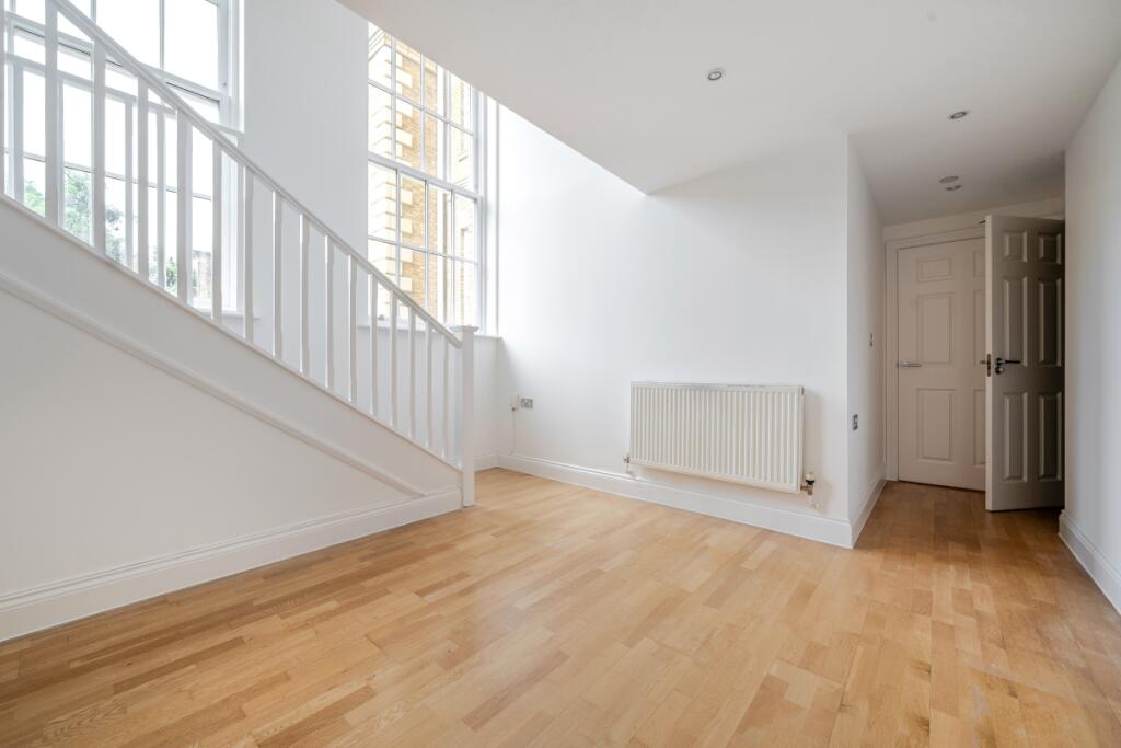 1318409-19-6880f0...