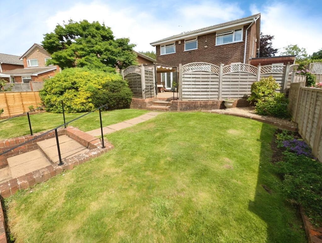 a3a51526-rear 20garden 202.jpg