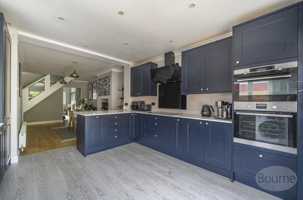 d8a7b087-cc22-4a4...