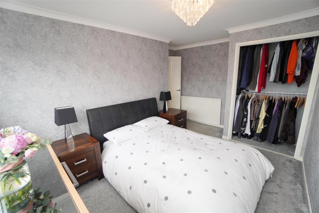 bedroom.jpg