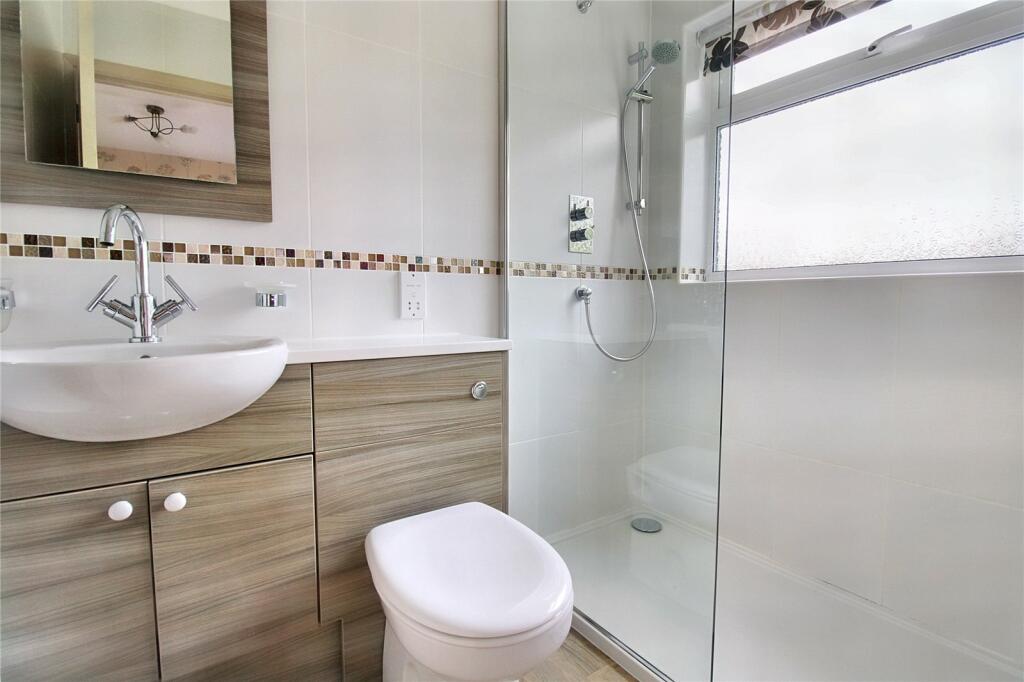 Annexe- Bathroom