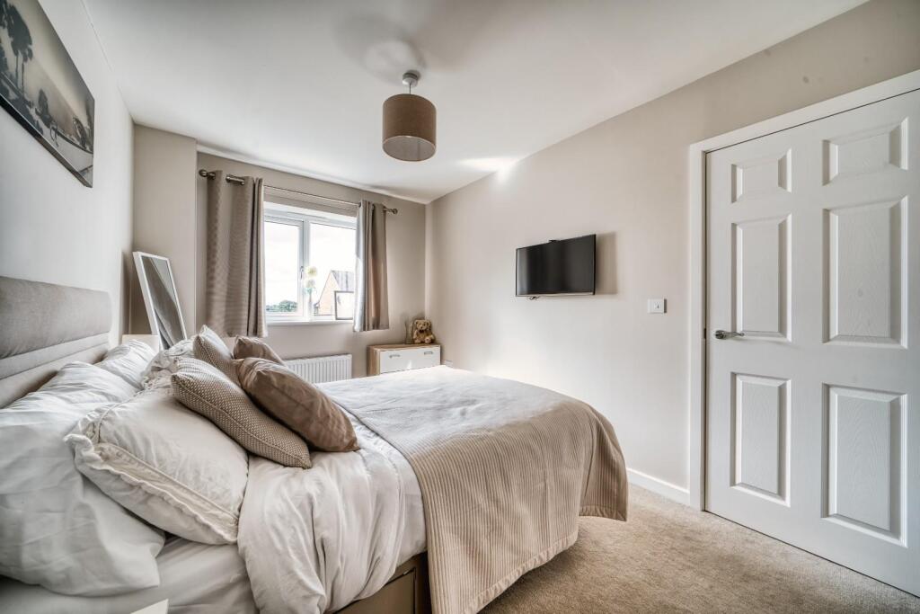 67 Moorhen Rd- Mark Templer - PhotoCB 53.jpeg