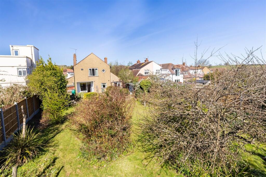 15 HeathDrive (36).jpg