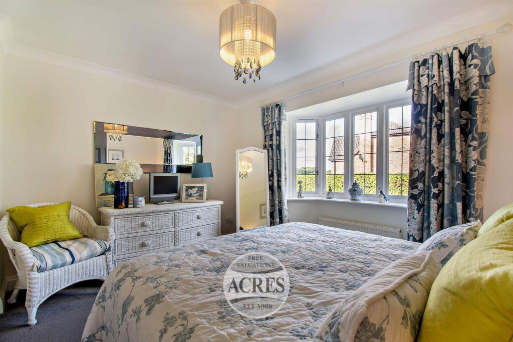 8618939-interior10-800 (Large).jpg