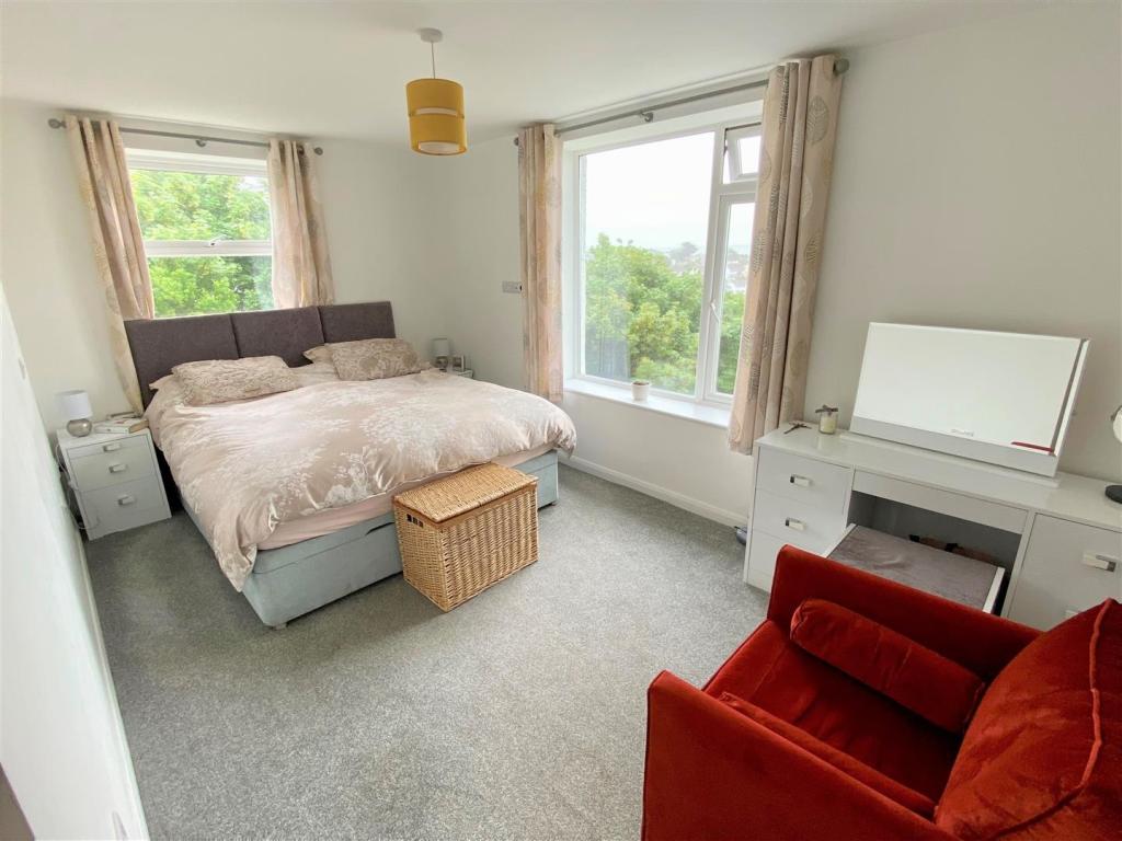 Upper Deck Main Bedroom
