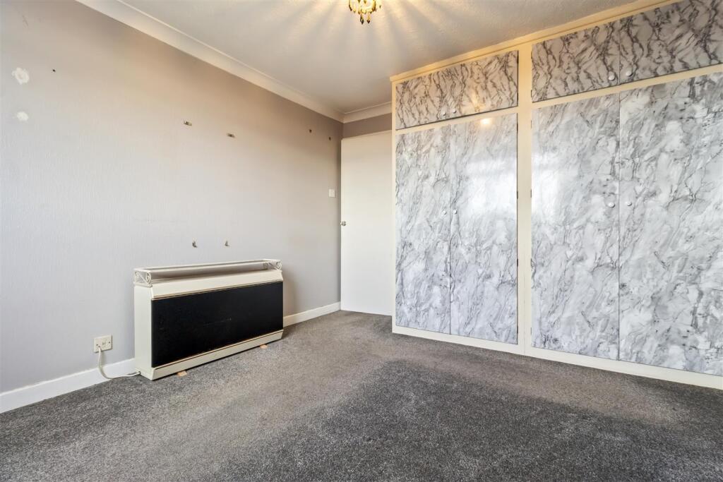 7 Tamar Close-005.JPG