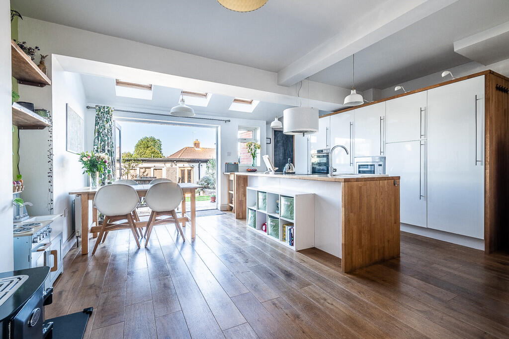 42 Retreat Road -...