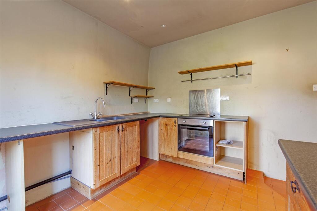 Kitchen-2.jpg