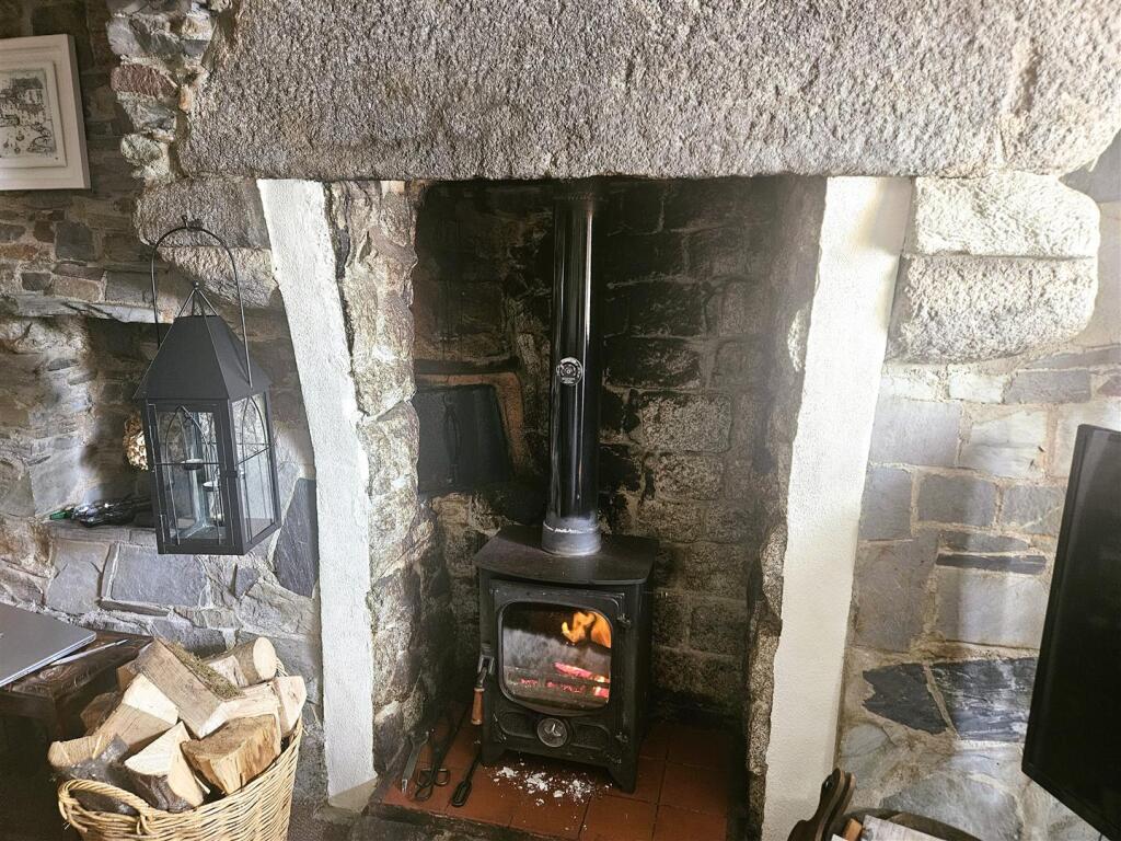 Woodburner.jpg