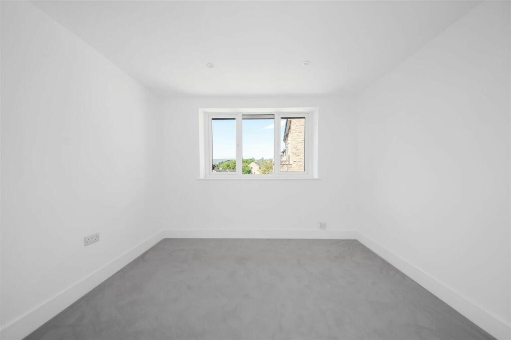FAMILY ROOM / THIRD RECEPTION ROOM