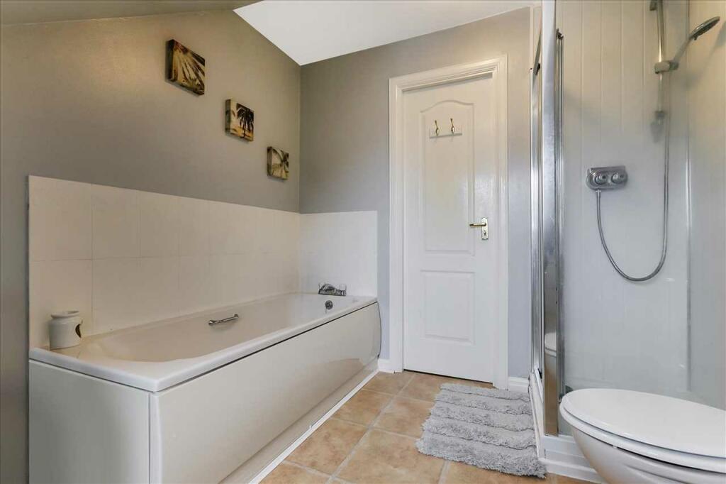 En-Suite (2)