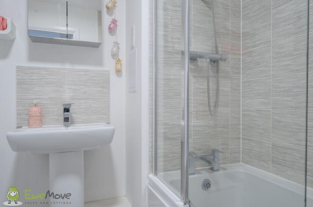 EweMove Estate Agents Basingstoke