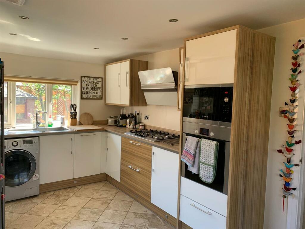 Breakfast Kitchen