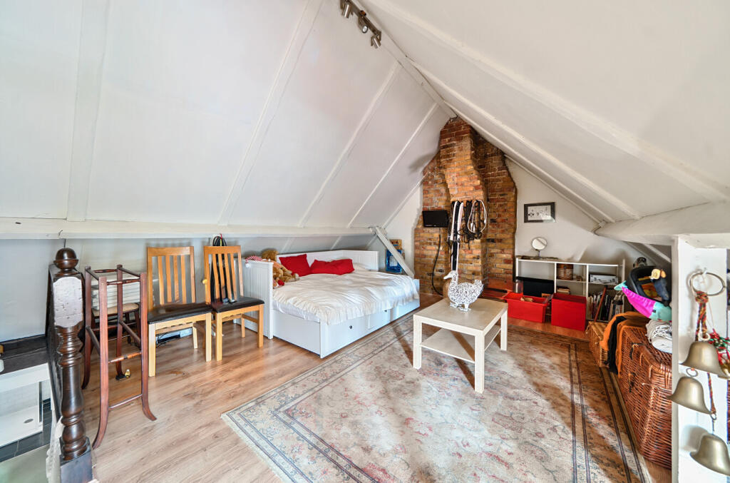 1313605-1-6854689...