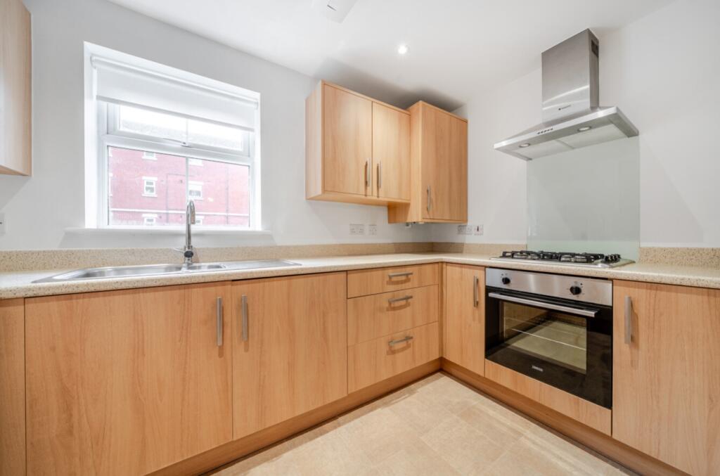 1383348-4-691c4b992f93e