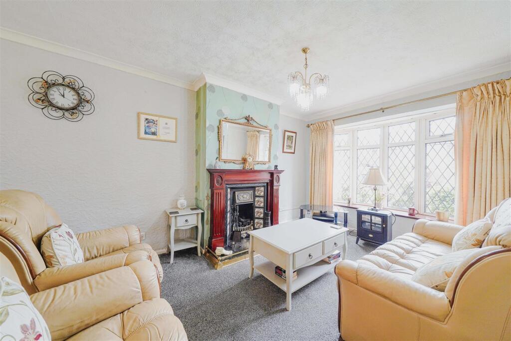Through Lounge/Dining Room