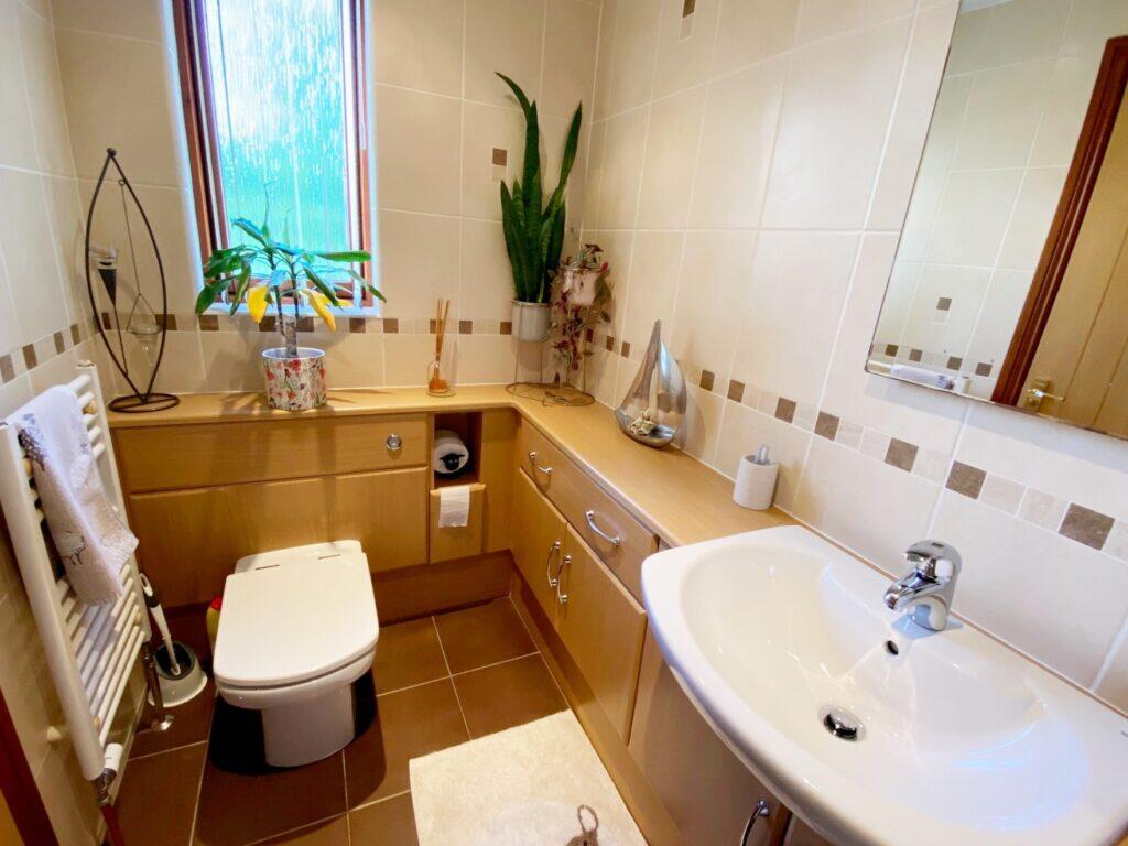 BED 2 EN-SUITE