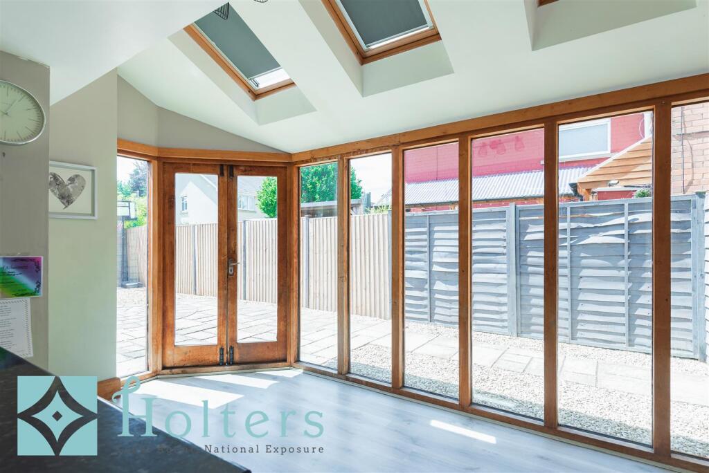 20 Ifron Road, Builth Wells-17.jpg