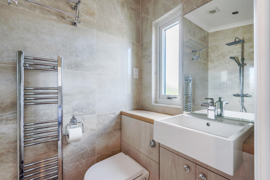 En-Suite to Bedro...