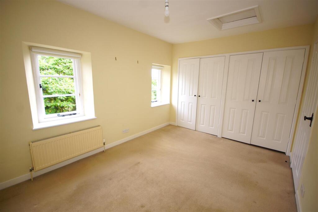 2 Slaughter FC - Bedroom 2.JPG