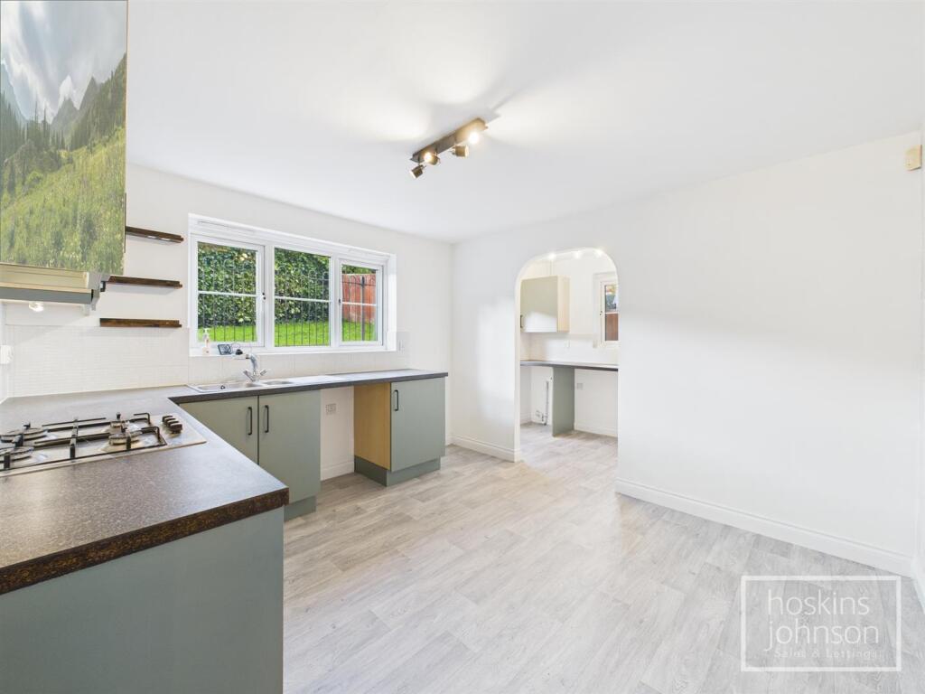 Kitchen/Breakfast Room