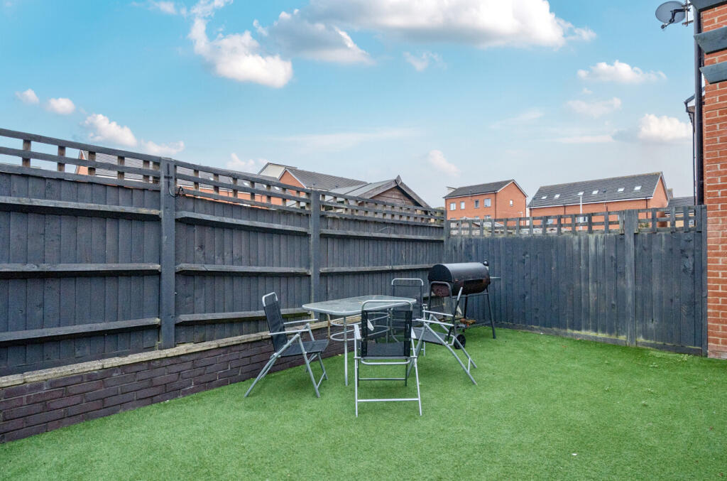 1375708-6-690b8ef...