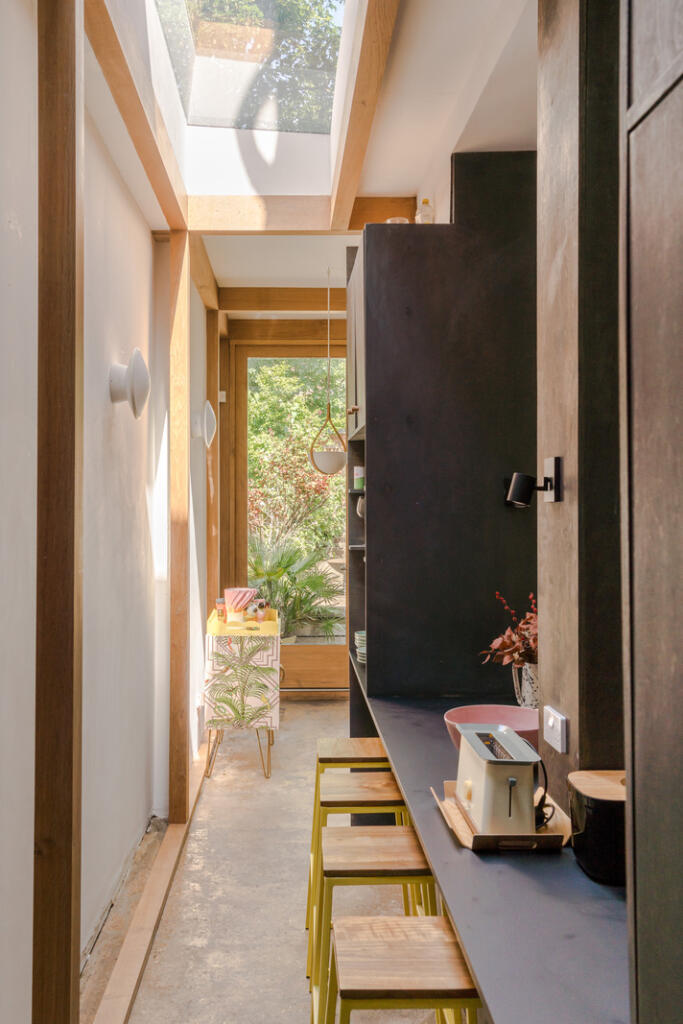 218594 - 21 Ickburgh Road-21.jpg