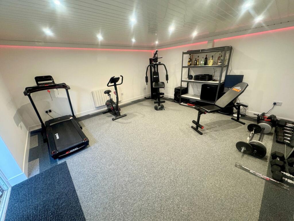 Double Garage/Gymnasium