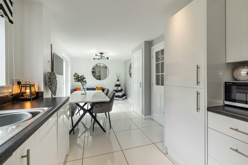43 Knoll Park Galashiels 24.JPG