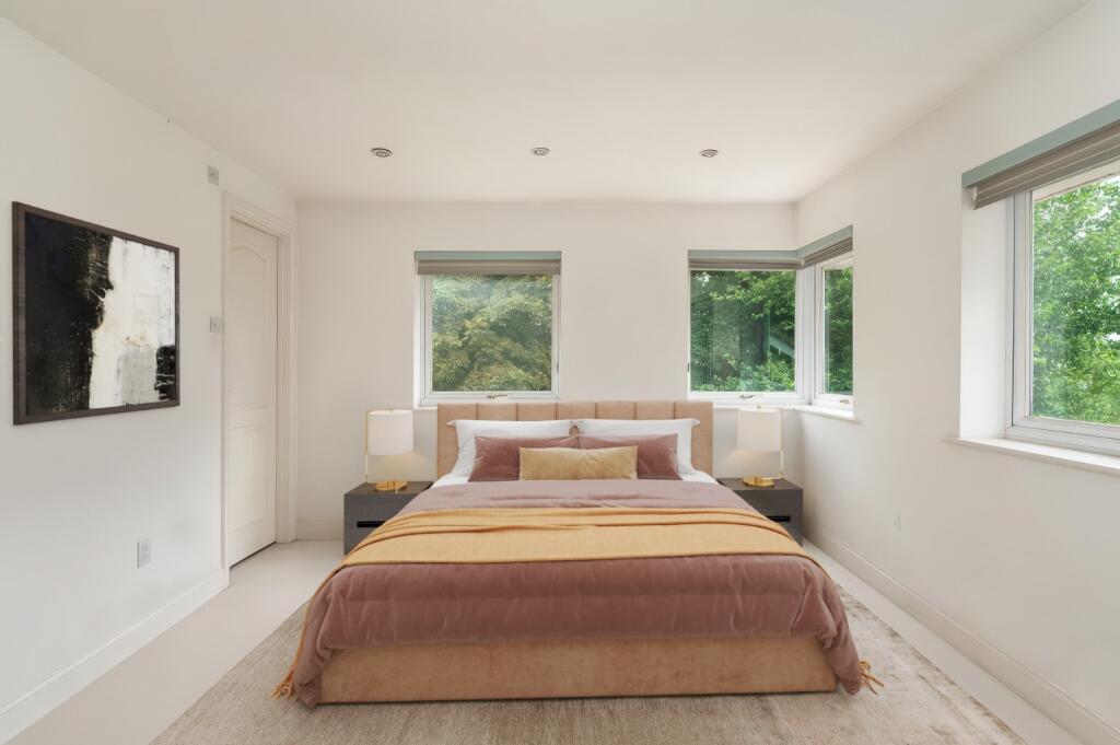 Kotan Drive, Staines-upon-thames, Berkshire, TW18