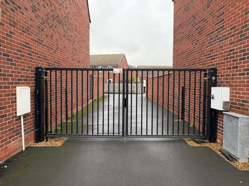 GATES