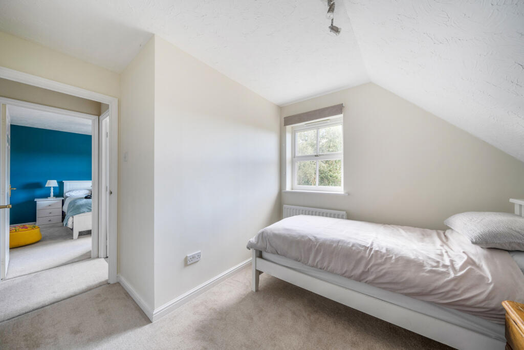 1346062-14-68b5d2...