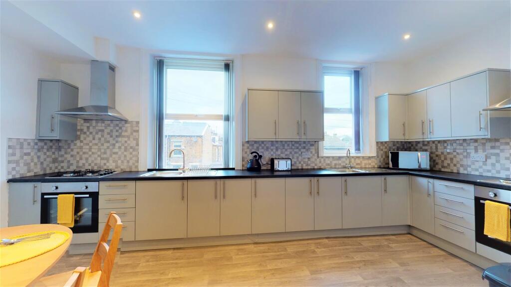 61-Kirkgate-Kitchen-11102021_154735.jpg